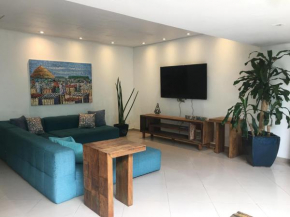 Belíssima casa na avenida da praia de Juquehy 5dorm